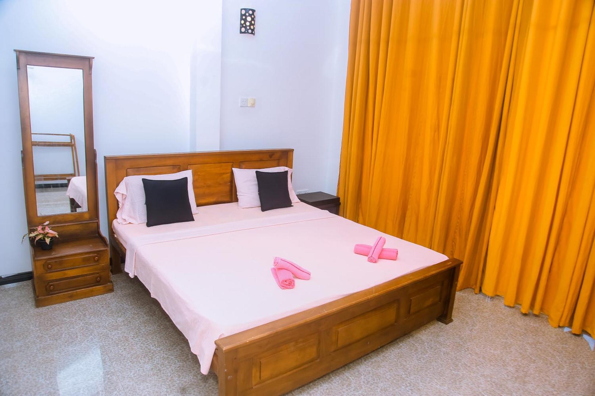 Отель Mirissa Turtle Point Guest Экстерьер фото