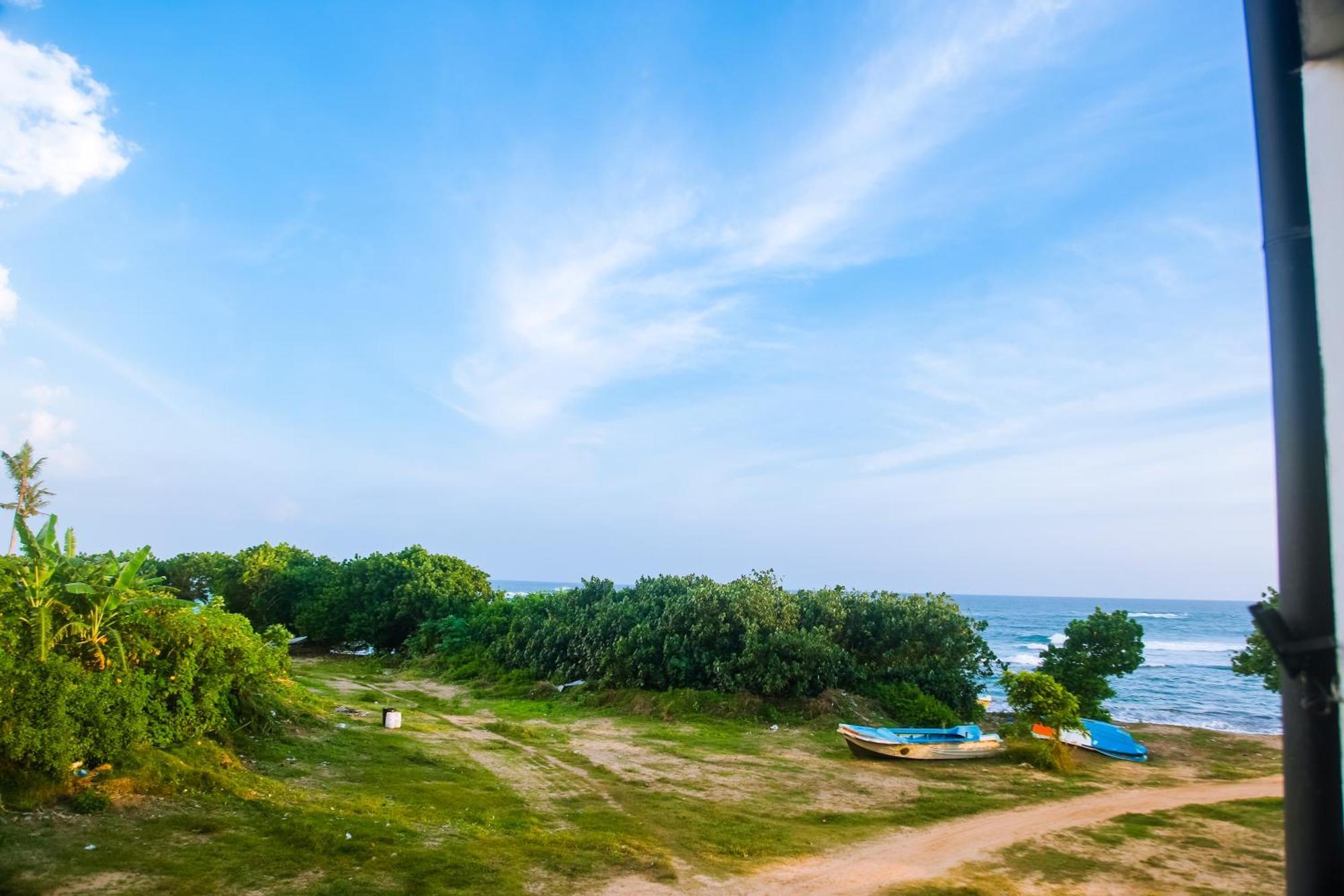 Отель Mirissa Turtle Point Guest Экстерьер фото