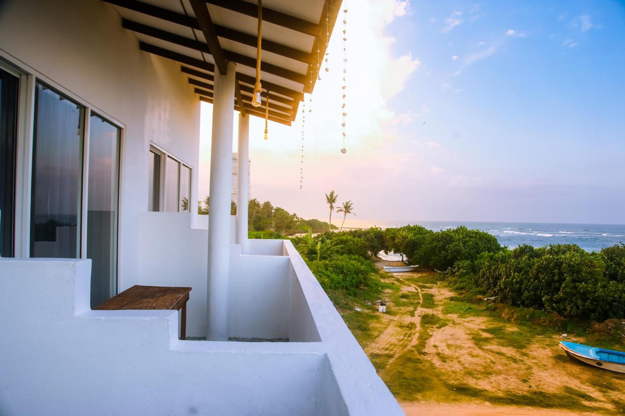 Отель Mirissa Turtle Point Guest Экстерьер фото