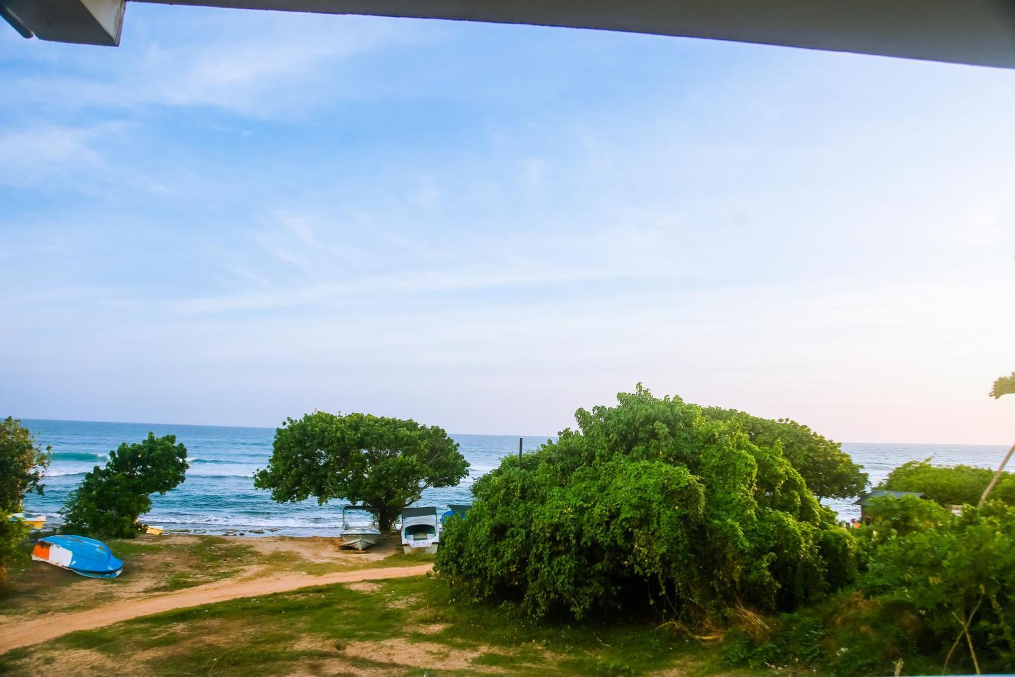 Отель Mirissa Turtle Point Guest Экстерьер фото