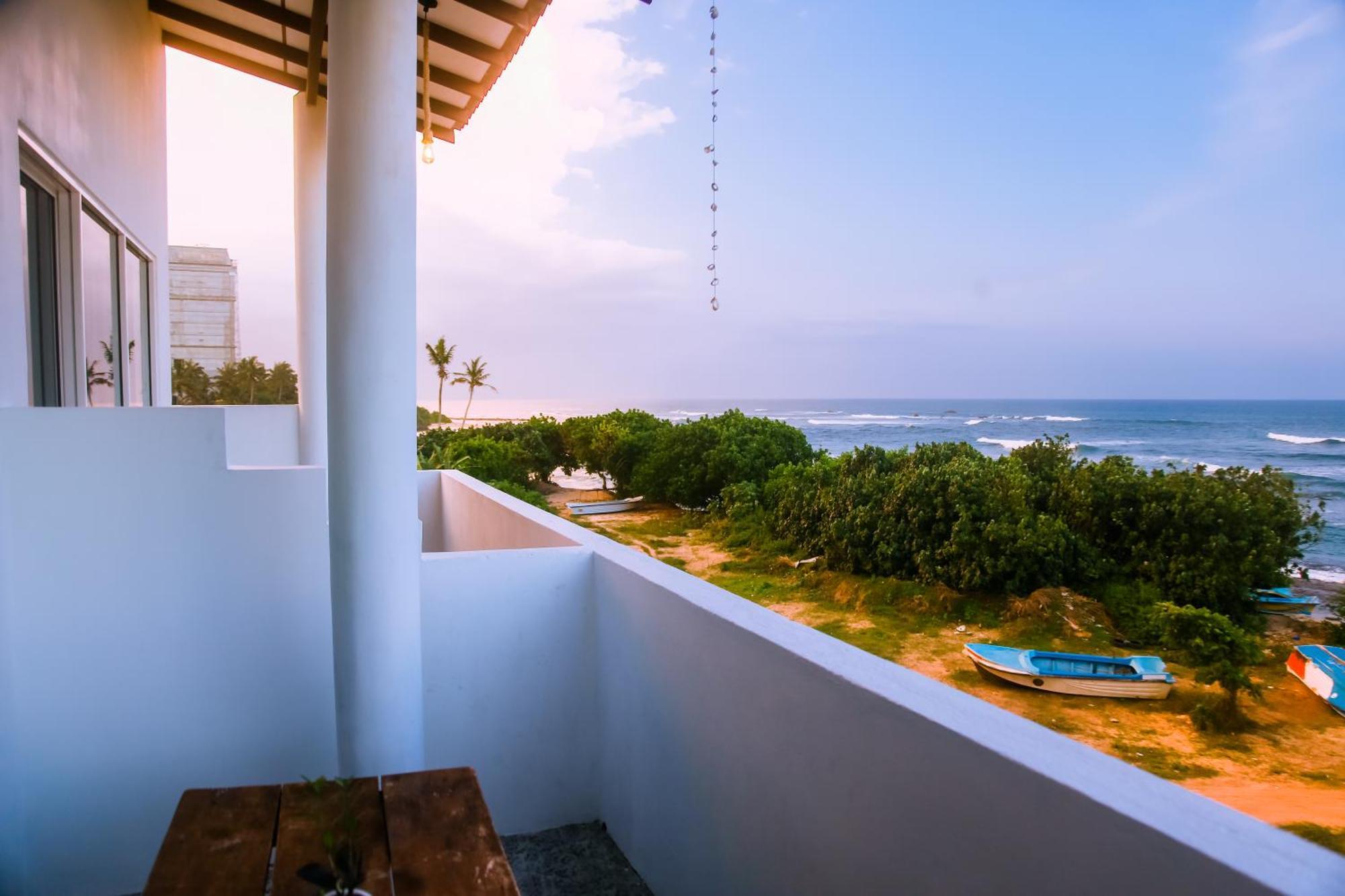 Отель Mirissa Turtle Point Guest Экстерьер фото